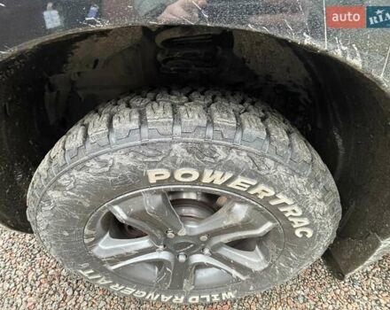 Чорний Додж Джорні, об'ємом двигуна 2.36 л та пробігом 315 тис. км за 10200 $, фото 13 на Automoto.ua