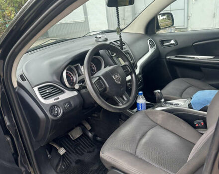 Черный Додж Джорни, объемом двигателя 2.36 л и пробегом 200 тыс. км за 8800 $, фото 7 на Automoto.ua