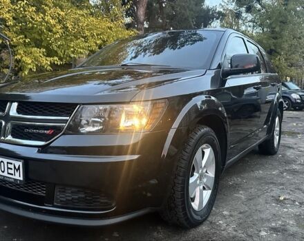 Чорний Додж Джорні, об'ємом двигуна 2.4 л та пробігом 250 тис. км за 9000 $, фото 4 на Automoto.ua