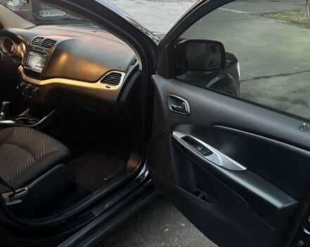 Чорний Додж Джорні, об'ємом двигуна 2.4 л та пробігом 250 тис. км за 9000 $, фото 12 на Automoto.ua