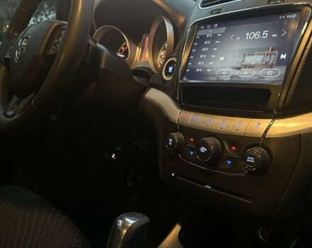 Чорний Додж Джорні, об'ємом двигуна 2.4 л та пробігом 250 тис. км за 9000 $, фото 13 на Automoto.ua