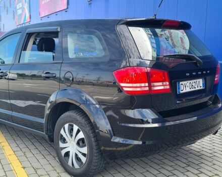 Черный Додж Джорни, объемом двигателя 2.4 л и пробегом 165 тыс. км за 4500 $, фото 4 на Automoto.ua