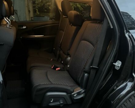 Чорний Додж Джорні, об'ємом двигуна 2.4 л та пробігом 250 тис. км за 9000 $, фото 8 на Automoto.ua