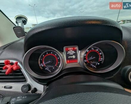 Чорний Додж Джорні, об'ємом двигуна 2.36 л та пробігом 277 тис. км за 9800 $, фото 13 на Automoto.ua