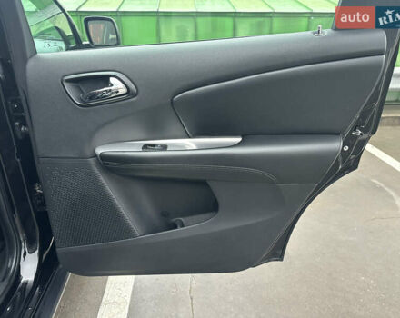 Чорний Додж Джорні, об'ємом двигуна 2.36 л та пробігом 222 тис. км за 8200 $, фото 21 на Automoto.ua