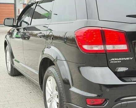 Черный Додж Джорни, объемом двигателя 3.6 л и пробегом 158 тыс. км за 11800 $, фото 4 на Automoto.ua