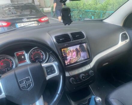 Чорний Додж Джорні, об'ємом двигуна 2.4 л та пробігом 230 тис. км за 8600 $, фото 5 на Automoto.ua