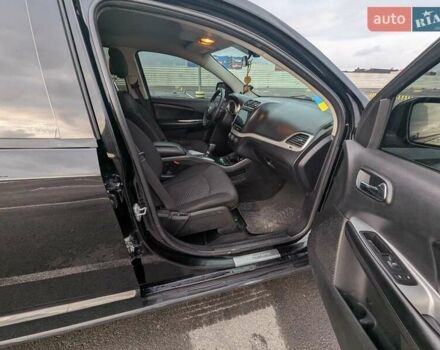 Чорний Додж Джорні, об'ємом двигуна 2.36 л та пробігом 277 тис. км за 9800 $, фото 20 на Automoto.ua