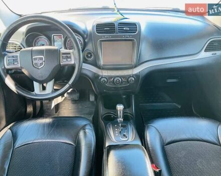 Черный Додж Джорни, объемом двигателя 2.4 л и пробегом 202 тыс. км за 12500 $, фото 11 на Automoto.ua