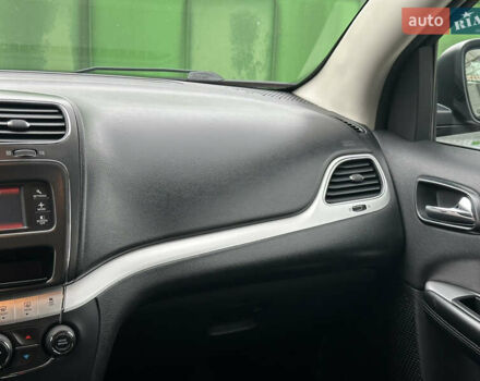 Чорний Додж Джорні, об'ємом двигуна 2.36 л та пробігом 222 тис. км за 8200 $, фото 30 на Automoto.ua