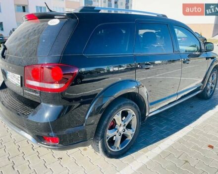 Черный Додж Джорни, объемом двигателя 2.4 л и пробегом 202 тыс. км за 12500 $, фото 3 на Automoto.ua