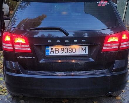 Черный Додж Джорни, объемом двигателя 2.36 л и пробегом 292 тыс. км за 9100 $, фото 7 на Automoto.ua