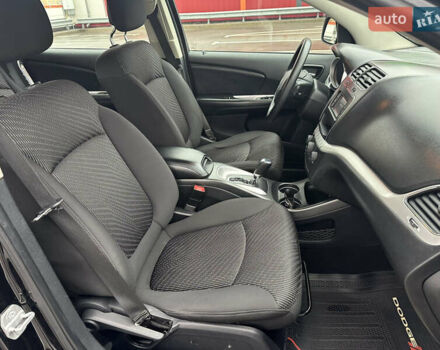 Чорний Додж Джорні, об'ємом двигуна 2.36 л та пробігом 222 тис. км за 8200 $, фото 26 на Automoto.ua