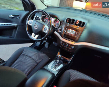 Додж Джорни 2015 в Белой Церкве на Automoto.ua Черный Додж Джорни, объемом двигателя 2.36 л и пробегом 195 тыс. км за 11500 $, фото 9 на Automoto.ua