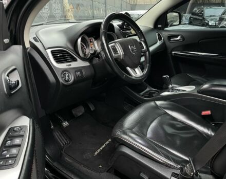 Черный Додж Джорни, объемом двигателя 3.6 л и пробегом 200 тыс. км за 9500 $, фото 6 на Automoto.ua