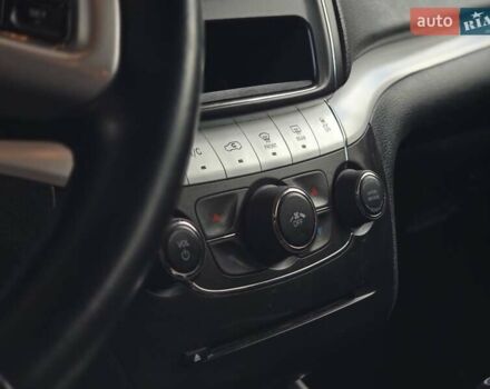 Черный Додж Джорни, объемом двигателя 2.36 л и пробегом 161 тыс. км за 10500 $, фото 1 на Automoto.ua