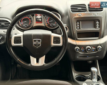 Черный Додж Джорни, объемом двигателя 2.36 л и пробегом 161 тыс. км за 9900 $, фото 50 на Automoto.ua