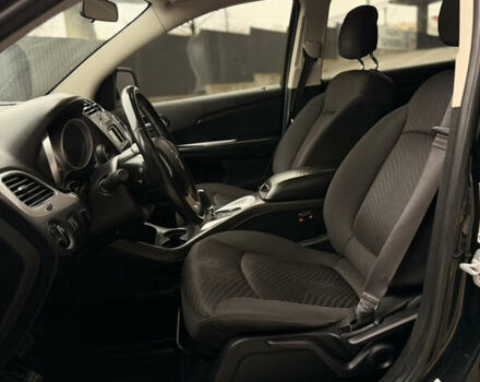 Черный Додж Джорни, объемом двигателя 2.36 л и пробегом 161 тыс. км за 9900 $, фото 59 на Automoto.ua