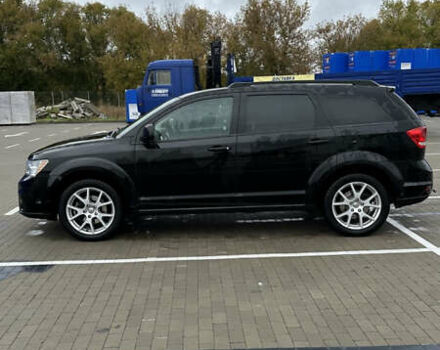 Черный Додж Джорни, объемом двигателя 2.36 л и пробегом 204 тыс. км за 10500 $, фото 2 на Automoto.ua