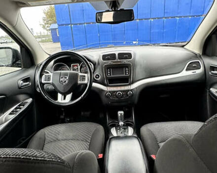 Черный Додж Джорни, объемом двигателя 2.36 л и пробегом 204 тыс. км за 10500 $, фото 9 на Automoto.ua