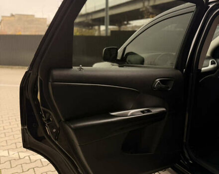 Черный Додж Джорни, объемом двигателя 2.36 л и пробегом 161 тыс. км за 9900 $, фото 56 на Automoto.ua