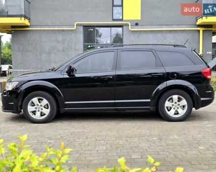 Черный Додж Джорни, объемом двигателя 2.36 л и пробегом 161 тыс. км за 10500 $, фото 8 на Automoto.ua