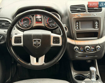 Черный Додж Джорни, объемом двигателя 2.36 л и пробегом 161 тыс. км за 9900 $, фото 51 на Automoto.ua