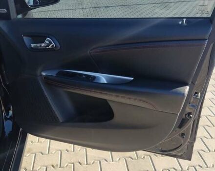 Чорний Додж Джорні, об'ємом двигуна 3.61 л та пробігом 101 тис. км за 14700 $, фото 4 на Automoto.ua