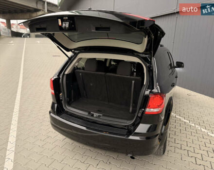 Черный Додж Джорни, объемом двигателя 2.36 л и пробегом 161 тыс. км за 9900 $, фото 74 на Automoto.ua