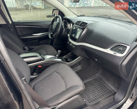 Черный Додж Джорни, объемом двигателя 3.6 л и пробегом 250 тыс. км за 10500 $, фото 12 на Automoto.ua