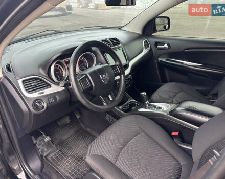 Черный Додж Джорни, объемом двигателя 3.6 л и пробегом 250 тыс. км за 10500 $, фото 25 на Automoto.ua