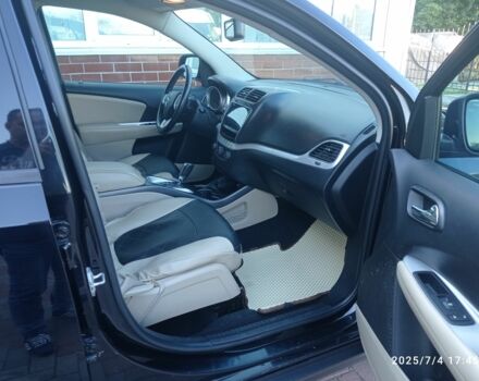 Черный Додж Джорни, объемом двигателя 2.4 л и пробегом 196 тыс. км за 9999 $, фото 4 на Automoto.ua