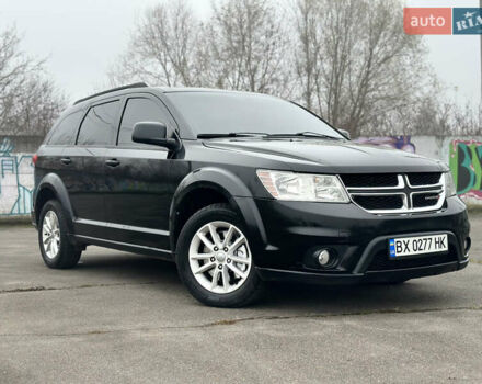 Черный Додж Джорни, объемом двигателя 3.6 л и пробегом 250 тыс. км за 10500 $, фото 7 на Automoto.ua