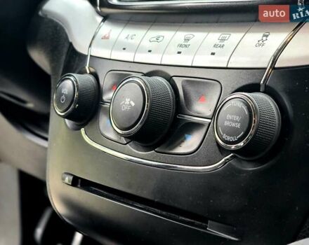 Черный Додж Джорни, объемом двигателя 2.36 л и пробегом 161 тыс. км за 10500 $, фото 10 на Automoto.ua