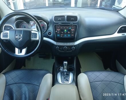 Черный Додж Джорни, объемом двигателя 2.4 л и пробегом 196 тыс. км за 9999 $, фото 7 на Automoto.ua