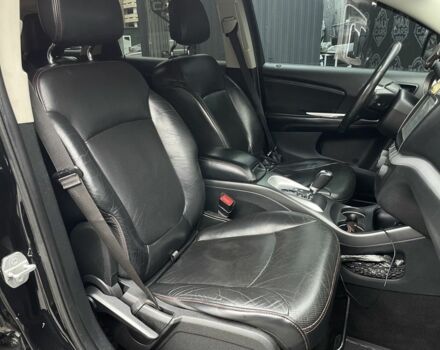 Черный Додж Джорни, объемом двигателя 3.6 л и пробегом 200 тыс. км за 9500 $, фото 14 на Automoto.ua