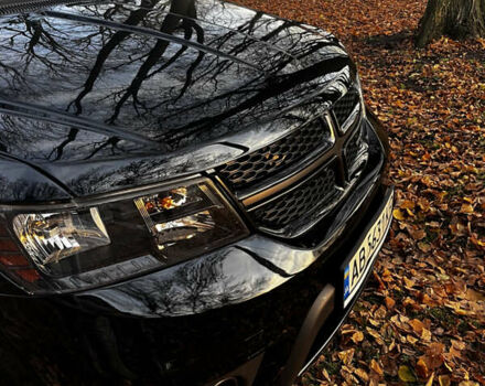 Черный Додж Джорни, объемом двигателя 2.36 л и пробегом 180 тыс. км за 11800 $, фото 33 на Automoto.ua