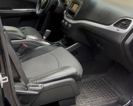 Черный Додж Джорни, объемом двигателя 3.6 л и пробегом 151 тыс. км за 12900 $, фото 5 на Automoto.ua