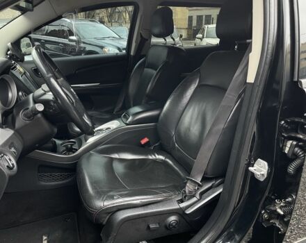 Черный Додж Джорни, объемом двигателя 3.6 л и пробегом 200 тыс. км за 9500 $, фото 7 на Automoto.ua