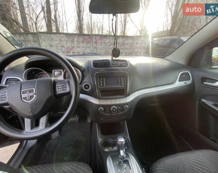 Чорний Додж Джорні, об'ємом двигуна 2.36 л та пробігом 172 тис. км за 10700 $, фото 17 на Automoto.ua