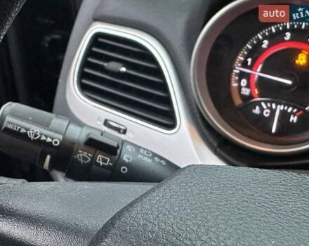 Чорний Додж Джорні, об'ємом двигуна 3.6 л та пробігом 133 тис. км за 10800 $, фото 16 на Automoto.ua