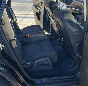 Черный Додж Джорни, объемом двигателя 3.6 л и пробегом 198 тыс. км за 13500 $, фото 9 на Automoto.ua