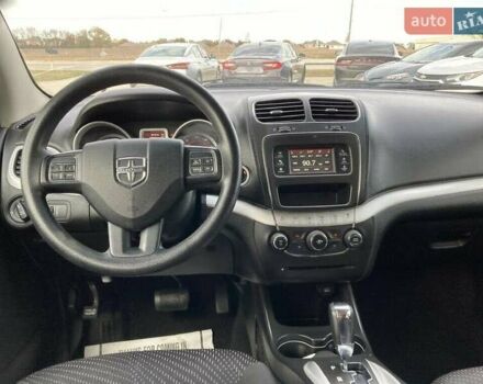 Черный Додж Джорни, объемом двигателя 3.6 л и пробегом 157 тыс. км за 1500 $, фото 12 на Automoto.ua