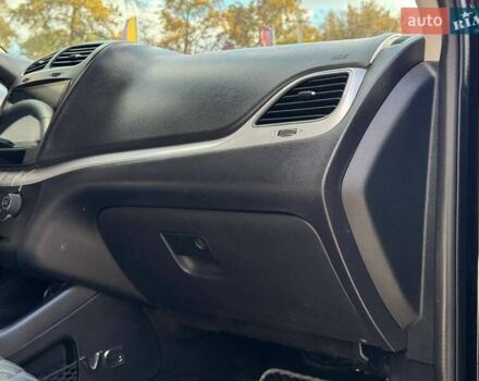 Чорний Додж Джорні, об'ємом двигуна 3.61 л та пробігом 227 тис. км за 10500 $, фото 37 на Automoto.ua