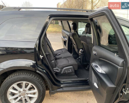 Чорний Додж Джорні, об'ємом двигуна 2.36 л та пробігом 172 тис. км за 10700 $, фото 10 на Automoto.ua