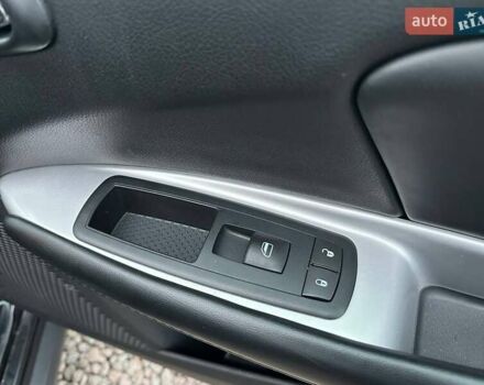 Чорний Додж Джорні, об'ємом двигуна 3.6 л та пробігом 133 тис. км за 10800 $, фото 29 на Automoto.ua