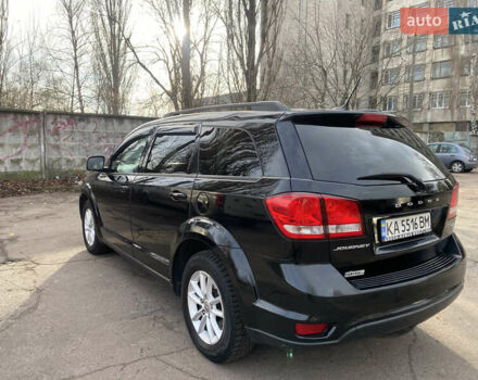 Чорний Додж Джорні, об'ємом двигуна 2.36 л та пробігом 172 тис. км за 10700 $, фото 4 на Automoto.ua