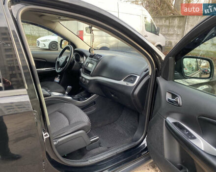 Чорний Додж Джорні, об'ємом двигуна 2.36 л та пробігом 172 тис. км за 10700 $, фото 12 на Automoto.ua