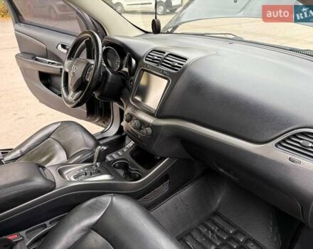 Додж Джорни 2016 в Ладыжин на Automoto.ua Черный Додж Джорни, объемом двигателя 3.61 л и пробегом 140 тыс. км за 10500 $, фото 6 на Automoto.ua