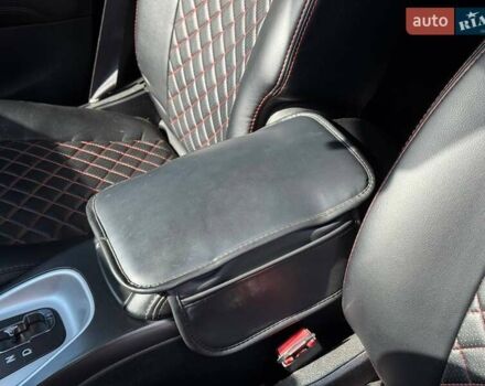 Чорний Додж Джорні, об'ємом двигуна 3.61 л та пробігом 227 тис. км за 10500 $, фото 21 на Automoto.ua